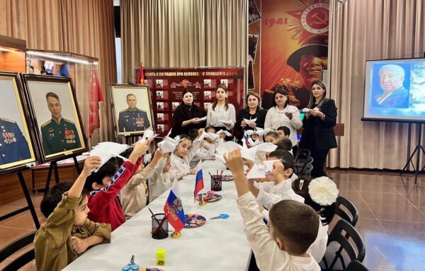 В музее «Боевая Слава» состоялся мастер-класс, приуроченный к празднованию «Дня белых журавлей»